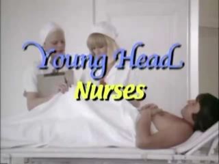 Jovem cabeça enfermeiras
