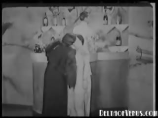 Archív 1930s felnőtt csipesz film két nő egy férfi hármasban